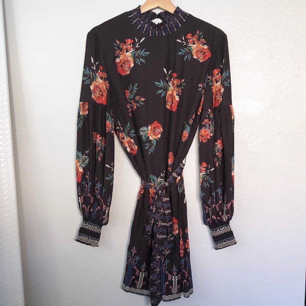 Multi patterned dress - Picture 2 of 3
